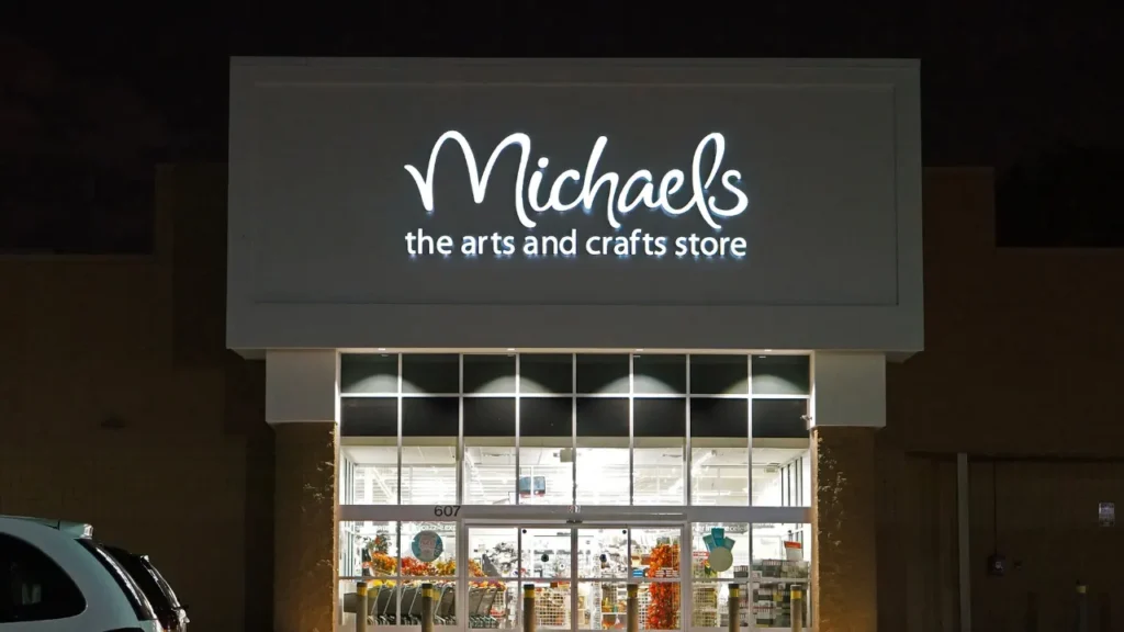 Michaels Store Exterior at Night with Lights On - Michaels Store Hours