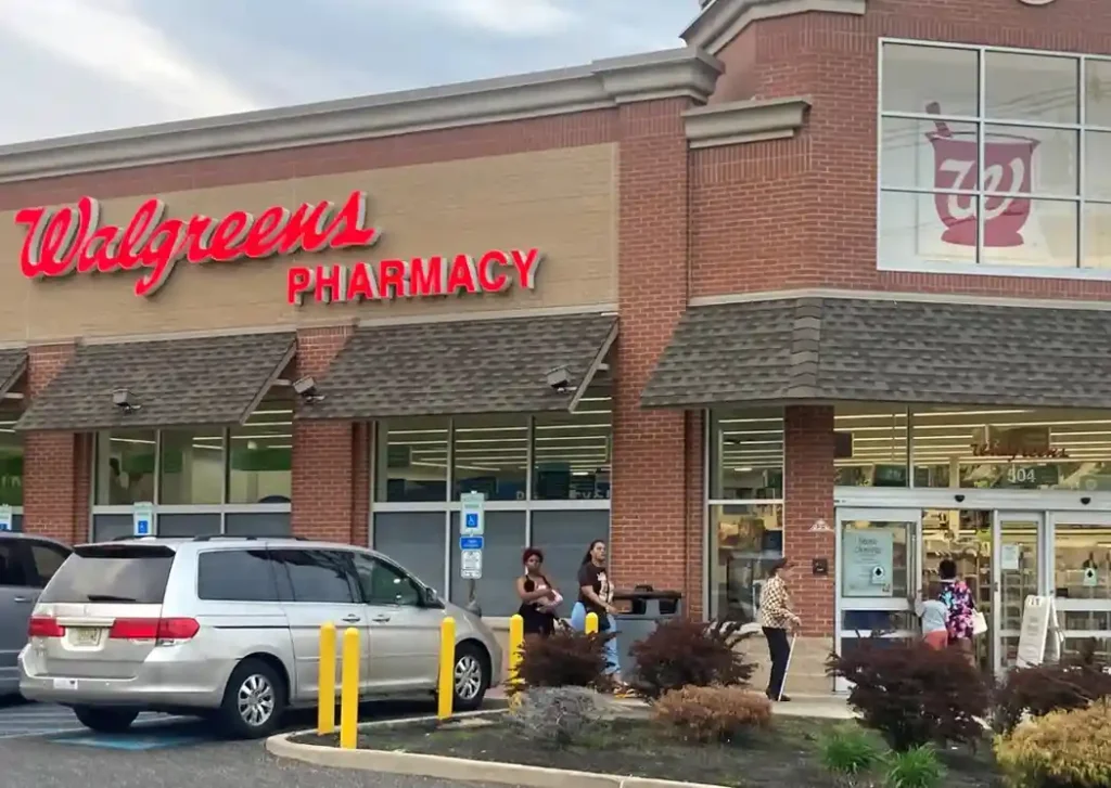 Walgreens Store Hours