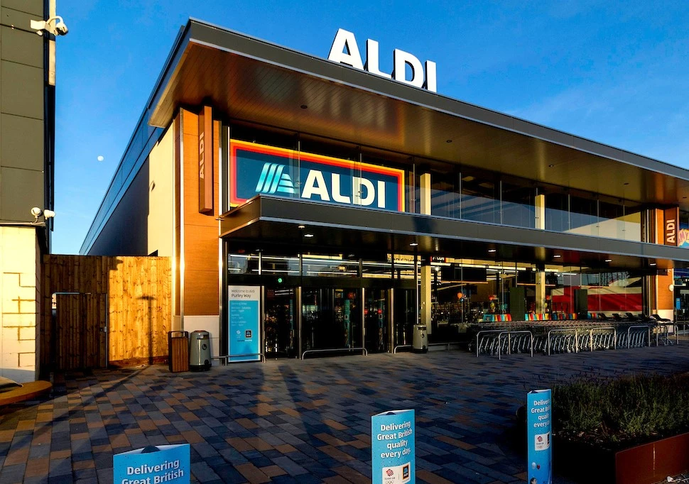 Is ALDI open on 4th July