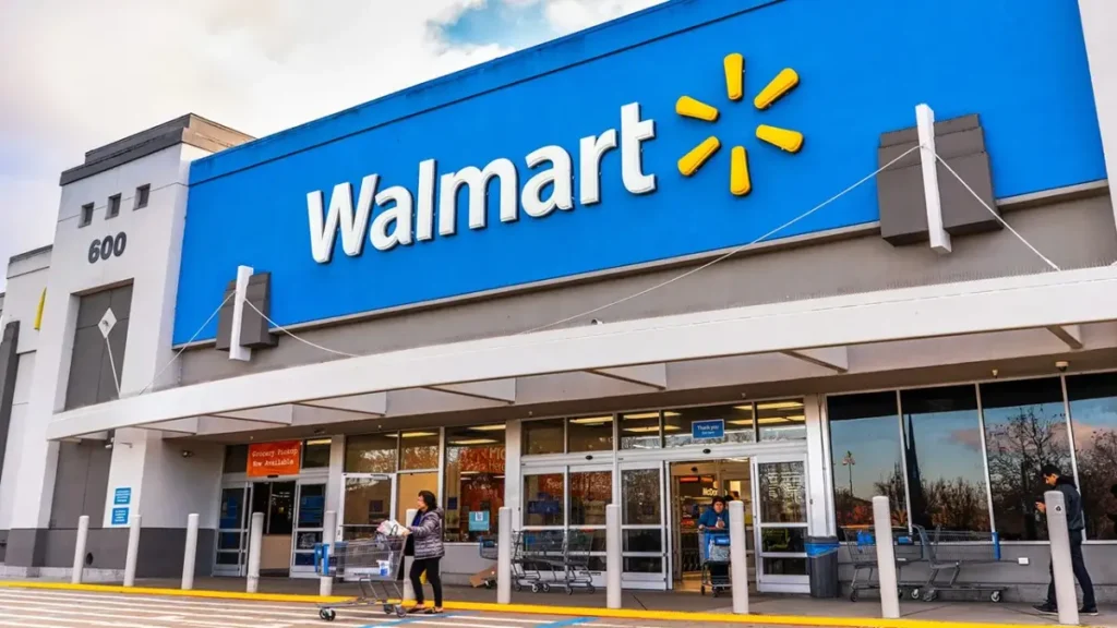 is walmart open on labor day