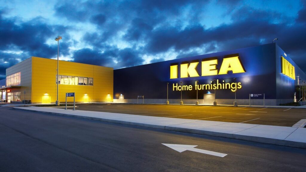 Is IKEA open on Halloween?