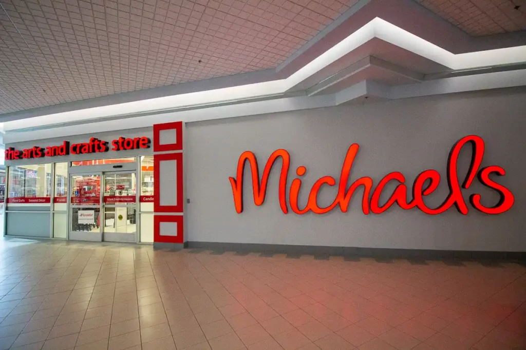 Is Michaels Open on Thanksgiving?